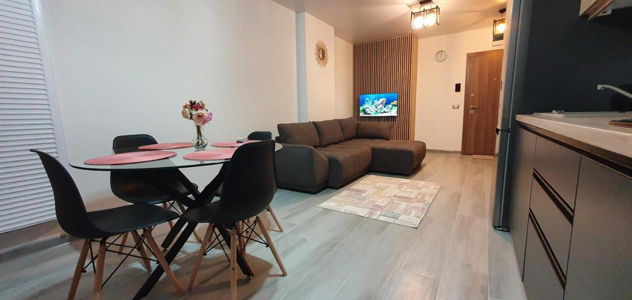 Helin Apartament By Alezzi N10 那沃达利 外观 照片